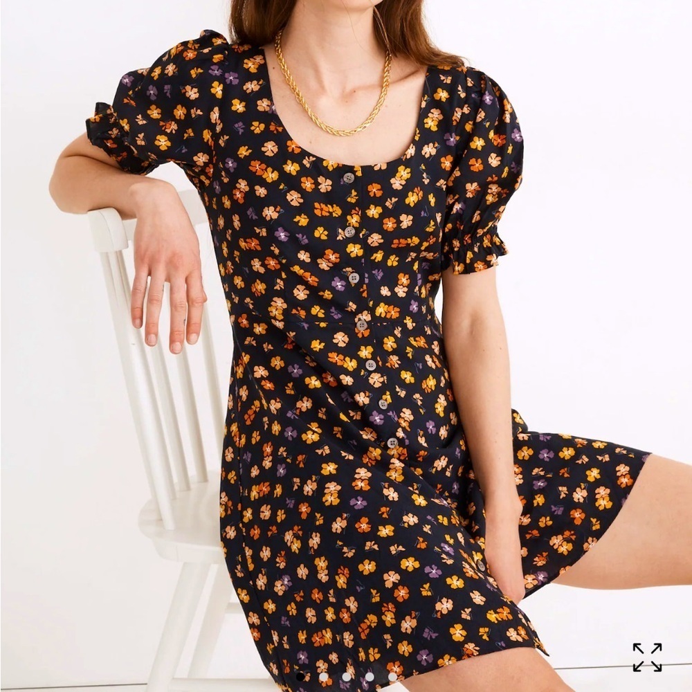 MADEWELL Smock-Sleeve Button-Front Mini Dress in black Happy Hibiscus, size 4